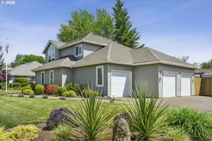 2112 NW Michelbook Ln, McMinnville, OR 97128 - Photo 2