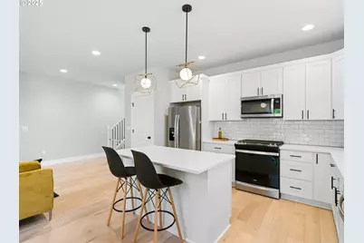 3544 SW Tegart Ln, Gresham, OR 97080 - Photo 8