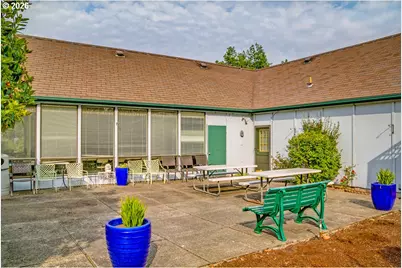 1125 58th St #86, Springfield, OR 97477 - Photo 12