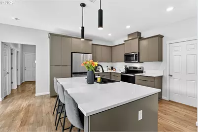 717 NE 382nd St, La Center, WA 98629 - Photo 12