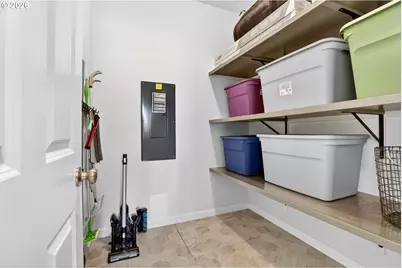 717 NE 382nd St, La Center, WA 98629 - Photo 22