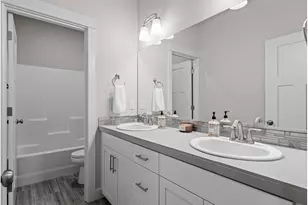 14025 SE 22nd Cir, Vancouver, WA 98683 - Photo 4