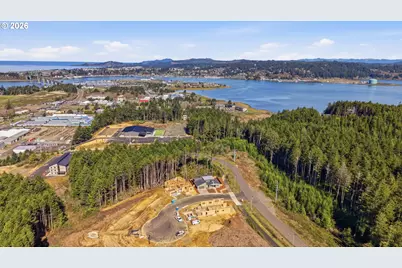 723 SE 42nd Pl, Newport, OR 97366 - Photo 36