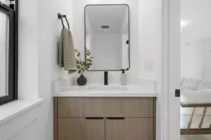 242 G Ave, Lake Oswego, OR 97034 - Photo 18