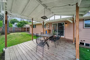 13721 SE Harrison Ct, Portland, OR 97233 - Photo 40