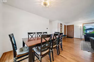 13721 SE Harrison Ct, Portland, OR 97233 - Photo 10