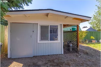815 N 4th St, Aumsville, OR 97325 - Photo 28