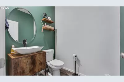 2766 V St, Springfield, OR 97477 - Photo 16