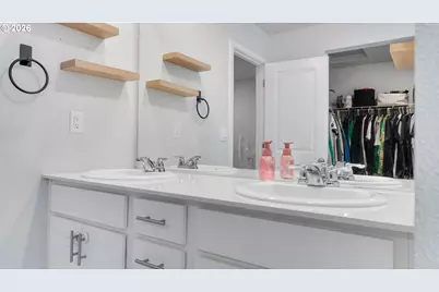 2766 V St, Springfield, OR 97477 - Photo 22