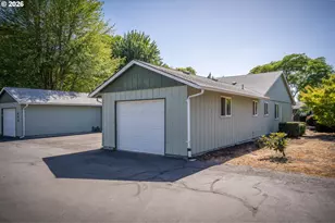 607 32nd Ave SE, Albany, OR 97322 - Photo 2