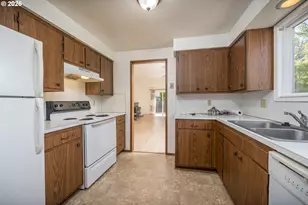 607 32nd Ave SE, Albany, OR 97322 - Photo 8