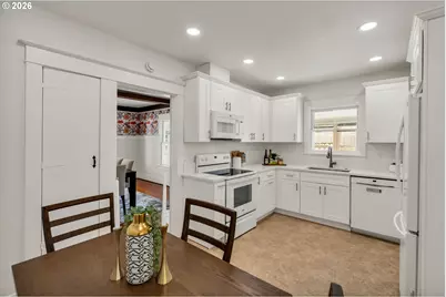 6725 N Burrage Ave, Portland, OR 97217 - Photo 12