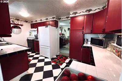 2235 SW 194th Ave, Beaverton, OR 97003 - Photo 8