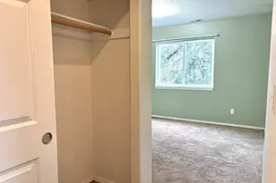 653 NW 1st St, Gresham, OR 97030 - Photo 16