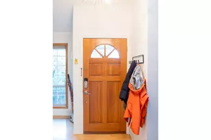9436 SW Wood Pkwy, Portland, OR 97219 - Photo 6