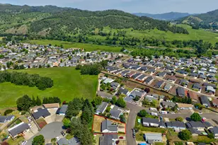 356 Dark Horse St, Roseburg, OR 97471 - Photo 48