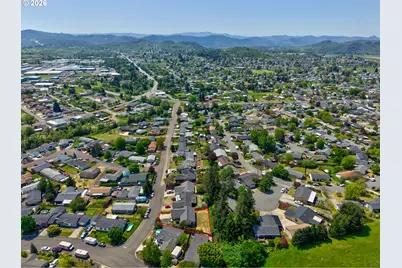 356 Dark Horse St, Roseburg, OR 97471 - Photo 44