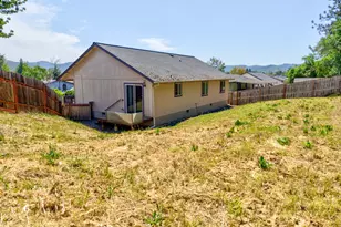 356 Dark Horse St, Roseburg, OR 97471 - Photo 36