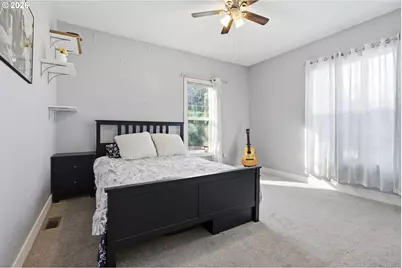 2695 Dillow Dr, West Linn, OR 97068 - Photo 32