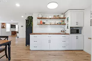 2695 Dillow Dr, West Linn, OR 97068 - Photo 14