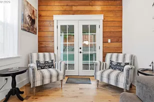 2695 Dillow Dr, West Linn, OR 97068 - Photo 6