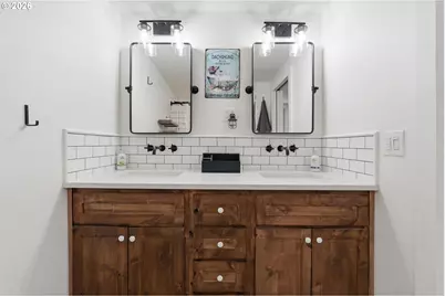 2695 Dillow Dr, West Linn, OR 97068 - Photo 22