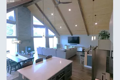 13422 SW Airfield Ln, Culver, OR 97734 - Photo 12