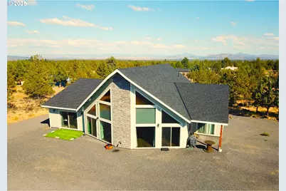 13422 SW Airfield Ln, Culver, OR 97734 - Photo 2