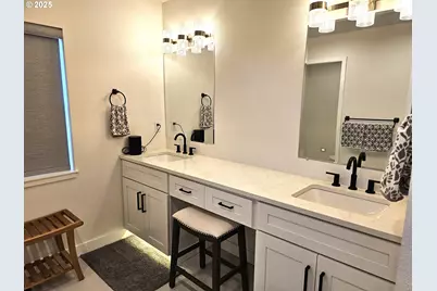 13422 SW Airfield Ln, Culver, OR 97734 - Photo 24