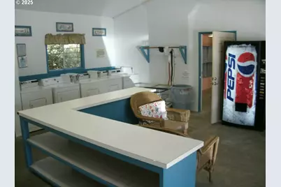 25 Sand Dollar Dr, Florence, OR 97439 - Photo 32