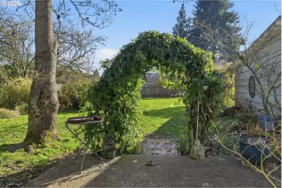 200 Irving Rd, Eugene, OR 97404 - Photo 40