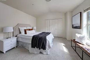 734 NE Adwick Dr, Hillsboro, OR 97006 - Photo 16