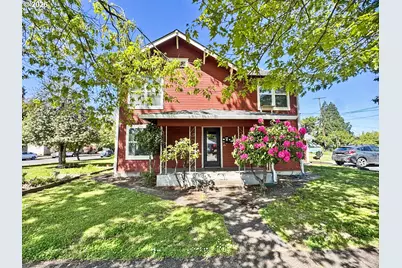 608 4th St, Springfield, OR 97477 - Photo 2
