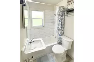 608 4th St, Springfield, OR 97477 - Photo 26
