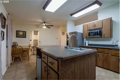 160 Allen Bros Dr, Castle Rock, WA 98611 - Photo 16