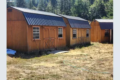 920 Buck Creek Rd, Drain, OR 97435 - Photo 12