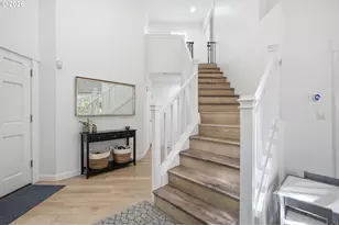 4123 SW Comus St, Portland, OR 97219 - Photo 8