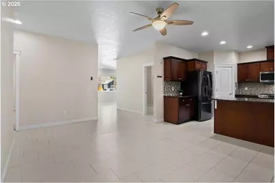 2128 Bruce St NE, Salem, OR 97301 - Photo 14