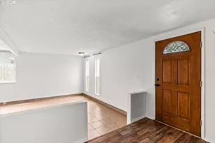 5736 A St, Springfield, OR 97478 - Photo 4