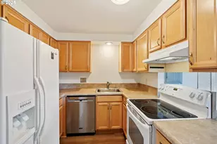 1269 NE Grant St, Hillsboro, OR 97124 - Photo 8