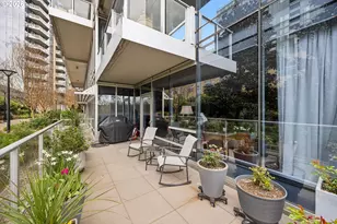 836 S Curry St, Portland, OR 97239 - Photo 38