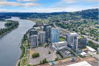 836 S Curry St #102, Portland, OR 97239 - Photo 46