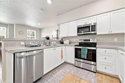 17149 SW Snowdale St, Beaverton, OR 97007 - Photo 10