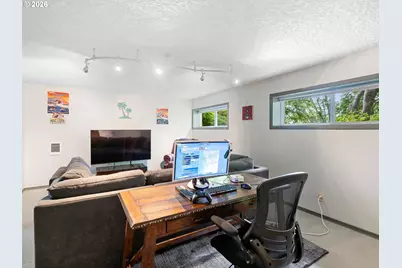 3945 Parker Rd, West Linn, OR 97068 - Photo 24