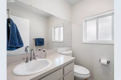 3945 Parker Rd, West Linn, OR 97068 - Photo 16