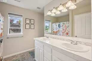 19358 Red Hawk Dr, Oregon City, OR 97045 - Photo 32