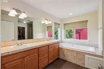 19358 Red Hawk Dr, Oregon City, OR 97045 - Photo 40