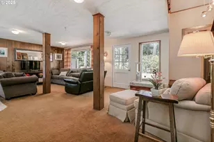 25454 Perkins Rd, Veneta, OR 97487 - Photo 8