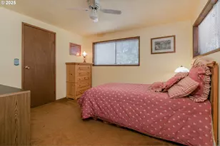 25454 Perkins Rd, Veneta, OR 97487 - Photo 18