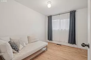 9210 N Windle St, Portland, OR 97203 - Photo 12